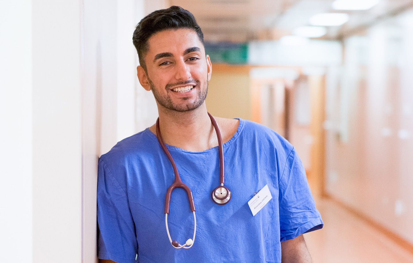 MUDr. Amandeep Grewal - Doktor der Humanmedizin - Medizinstudium an der Comenius Universität Bratislava